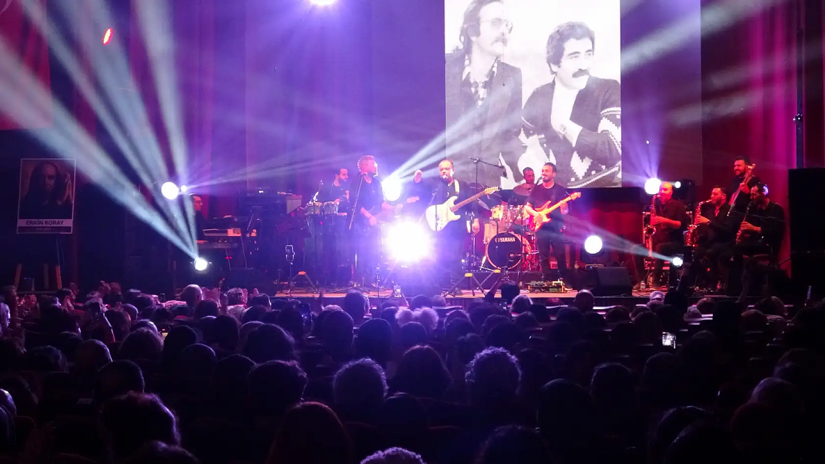 Fethiye'de 'Ustalara Saygıyla' konseri duygu dolu anlara sahne oldu