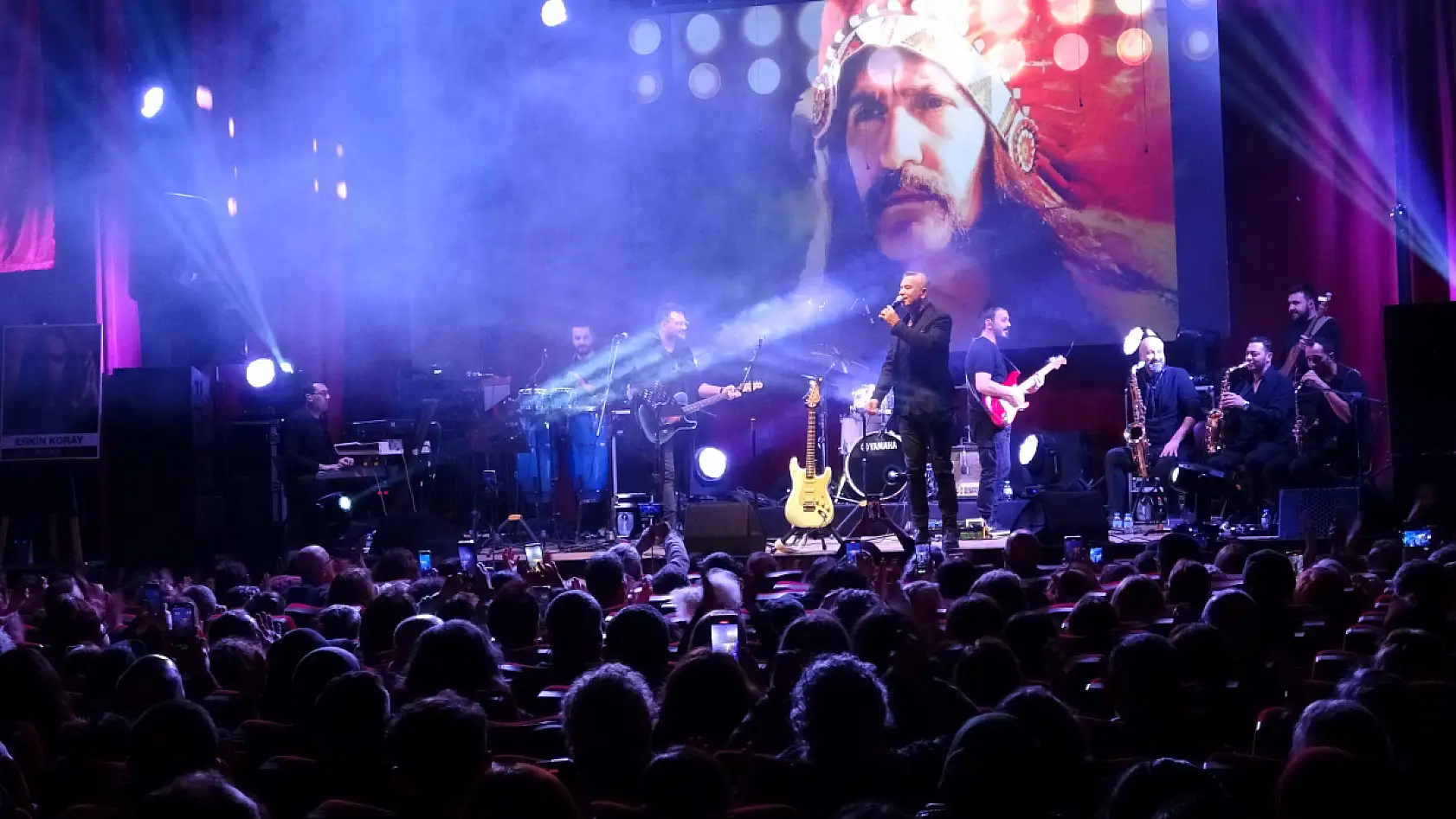 Fethiye'de 'Ustalara Saygıyla' konseri duygu dolu anlara sahne oldu