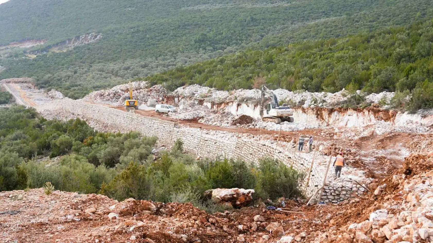 Milas yeni hastane yolunda çalışmalar hızla sürüyor