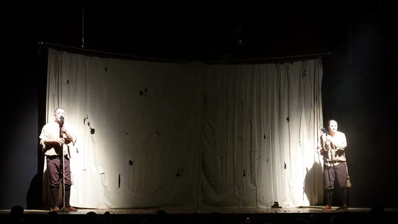 Fethiye'de 'Bir Baba Hamlet' sahnelendi