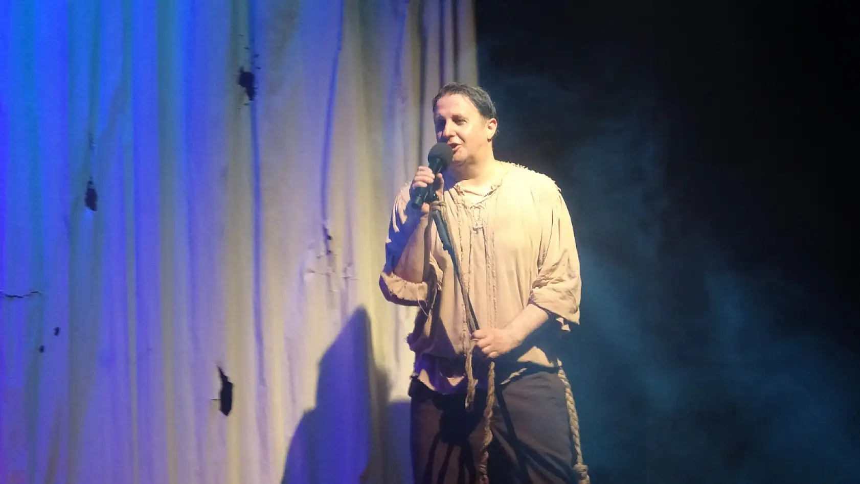 Fethiye'de 'Bir Baba Hamlet' sahnelendi