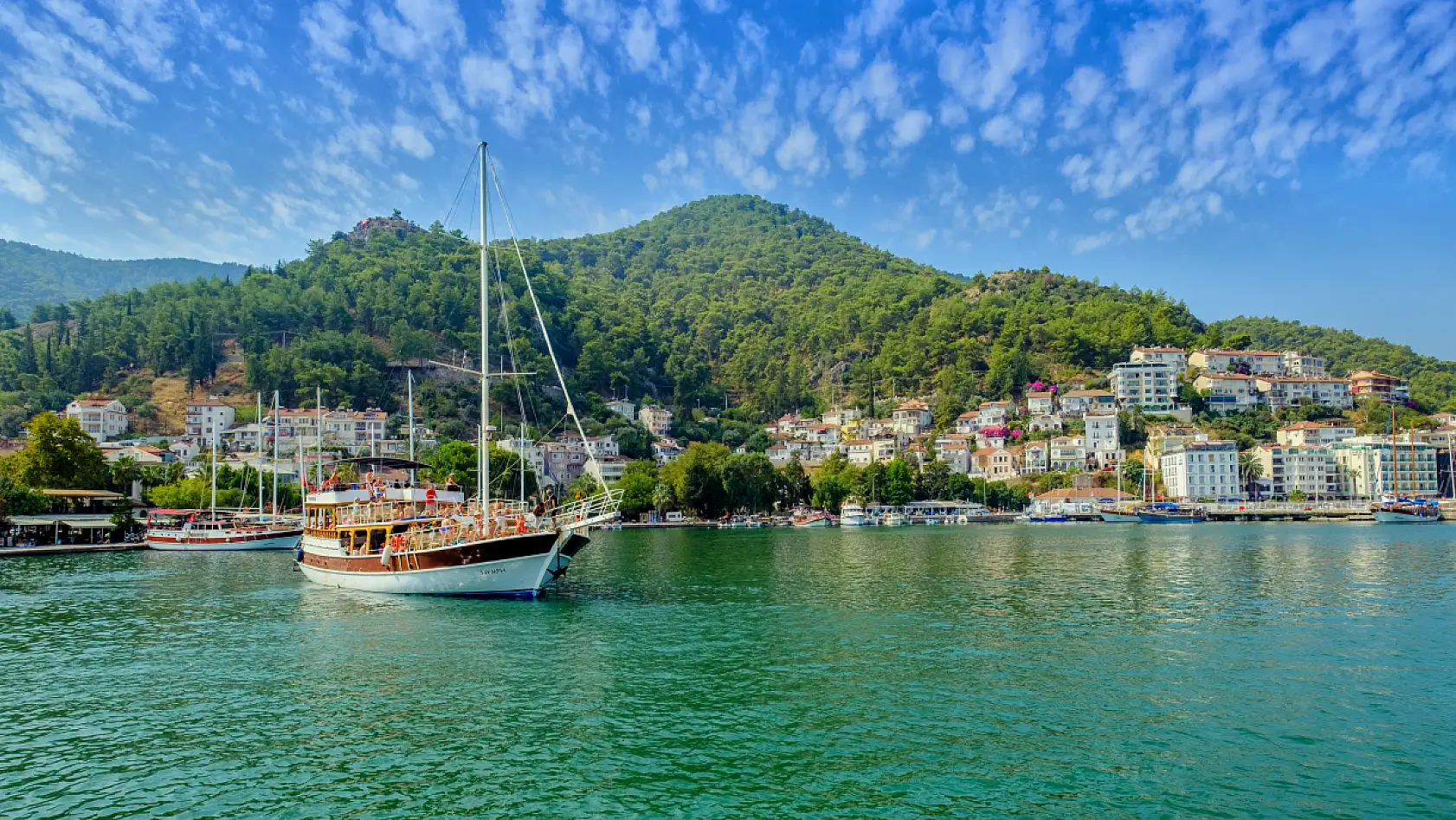 Fethiye Geleceğinde Turizm konulu panel yapıldı: Turizm Müdürü Dündar, 'Fethiye'ye 2,5 milyon misafir geldi'