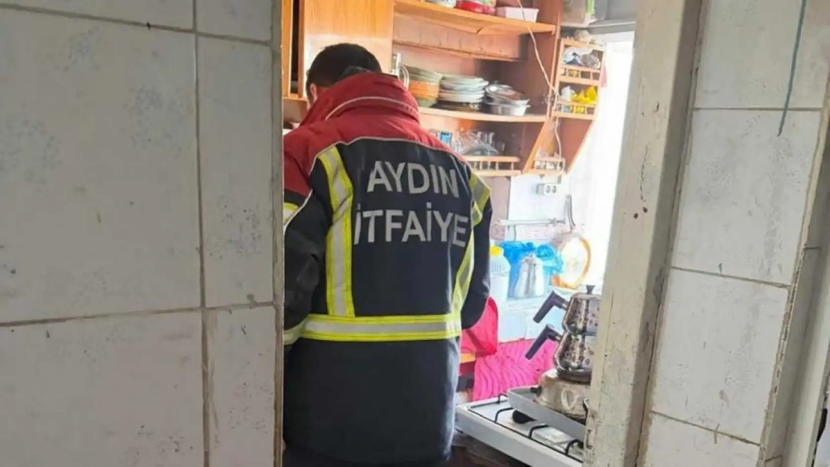 Çamaşır makinesinden çıkan yangın panikletti