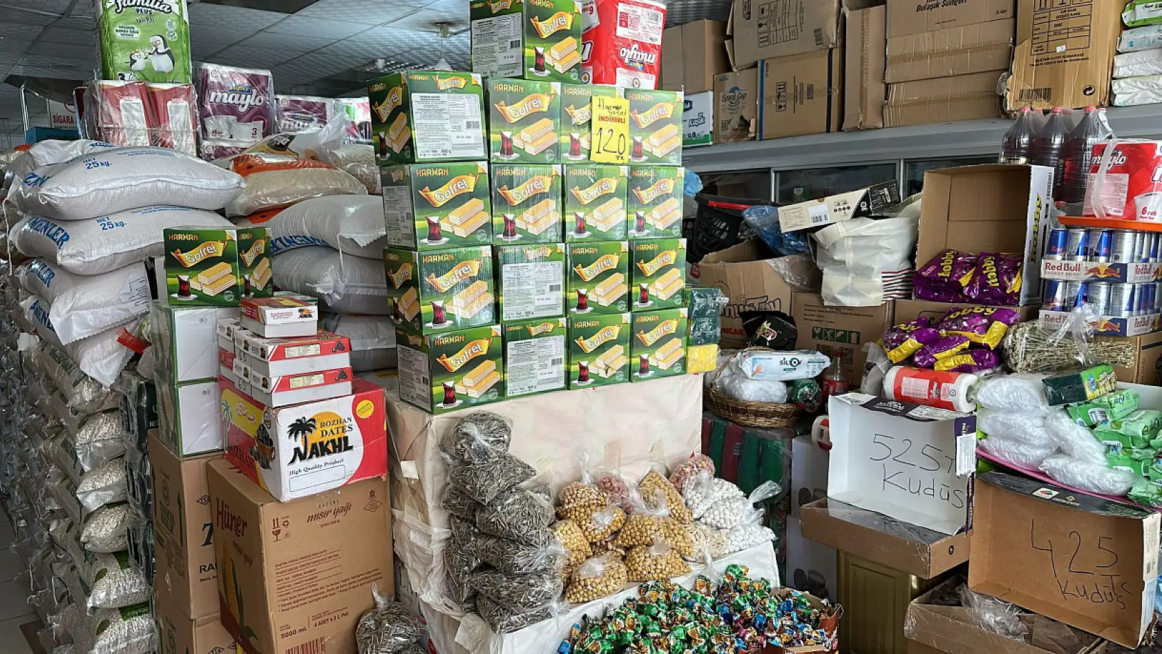 Fethiye'de Ramazan bereketi: Esnaf ve vatandaşlar hazırlıklarını tamamladı