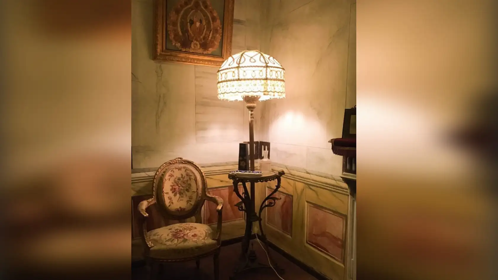 Fransız Zarafetiyle Yüzyıllık Aşkın İzleri: Leylak Saçlı Madame'ın Evi Milas'ta Zamana Direniyor