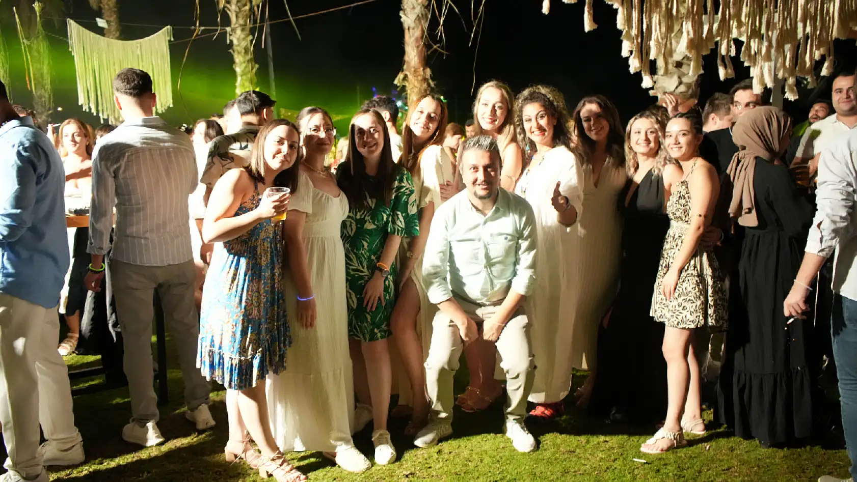 Esnaf Hastanesi Çalışanlarına Unutulmaz Bir Gece Yaşattı