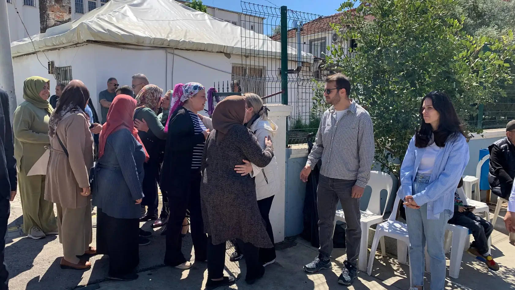 Fethiye'de merhum Cengiz Çay için 52 yemeği hayrı düzenlendi