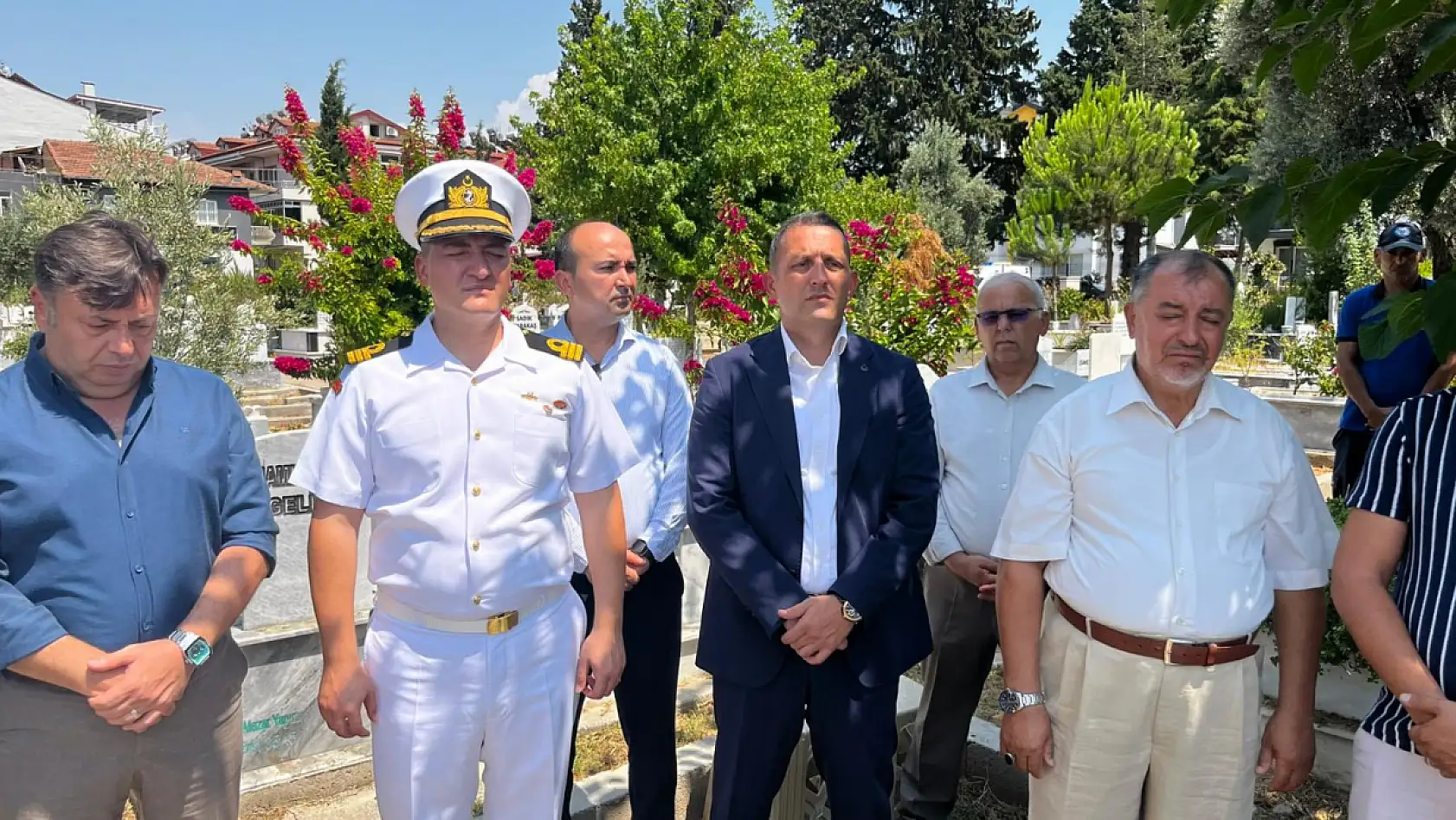 Fethiye'de 15 Temmuz'da Kaymakam Akkaya Öncülüğünde Şehitlik Ziyareti