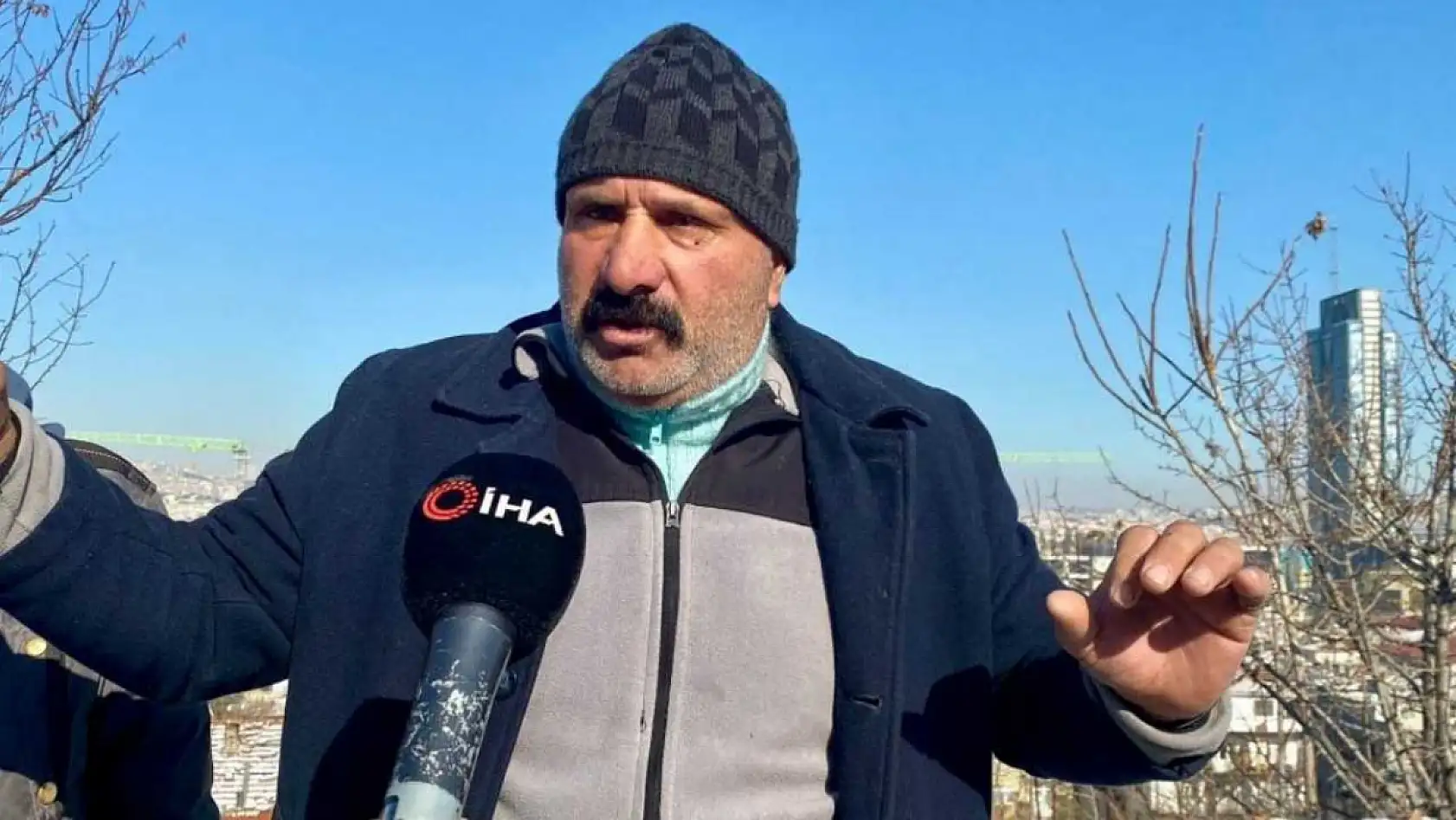 Köpeklerin saldırısına uğrayan çocuğu kurtaran komşu: '10 saniye daha geç kalsaydım çocuğun anca parçalarını bulabilirlerdi'