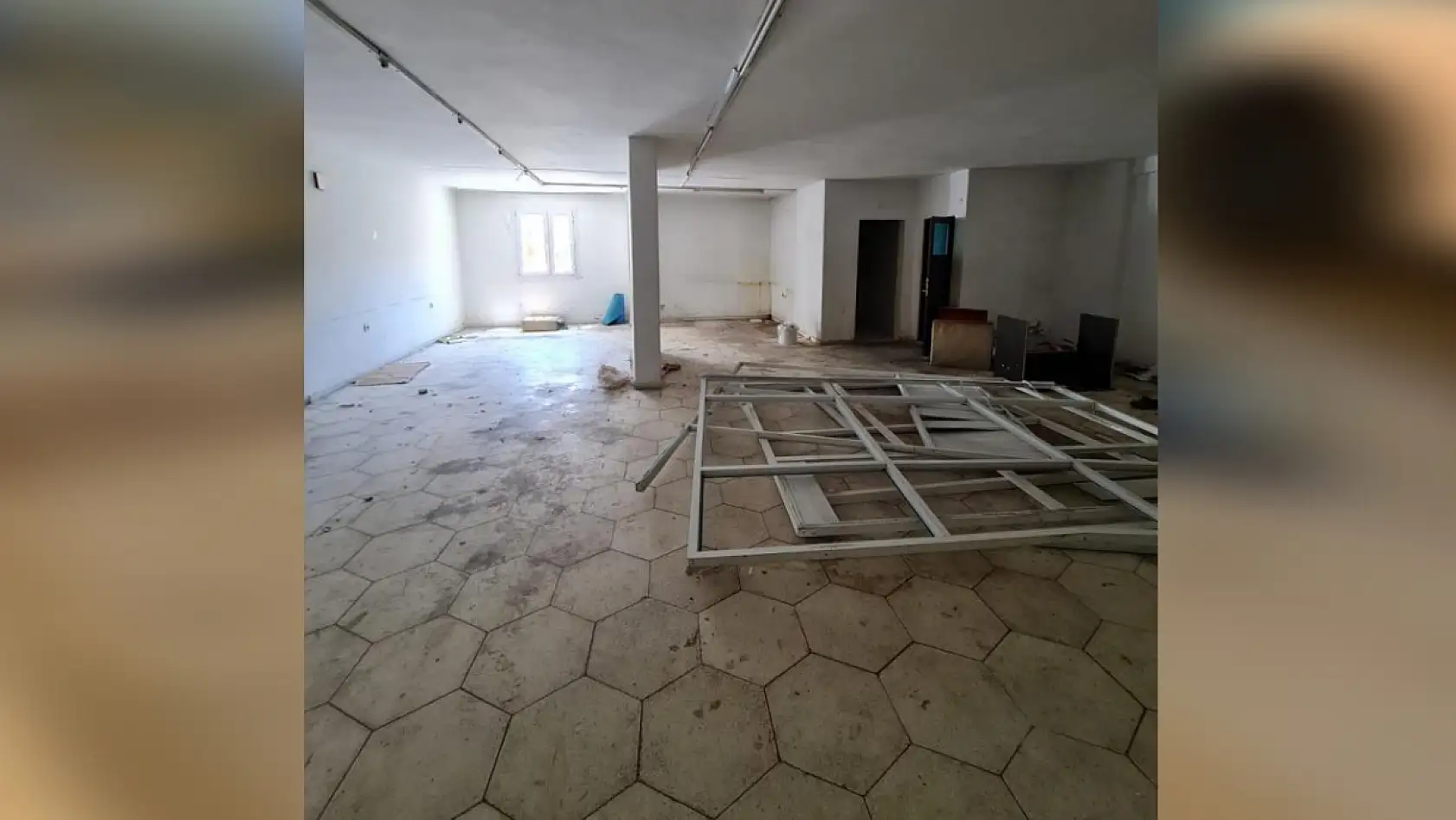 Mal sahibine şok! 'Ya 12 milyon verirsin ya da dükkanı vermem'