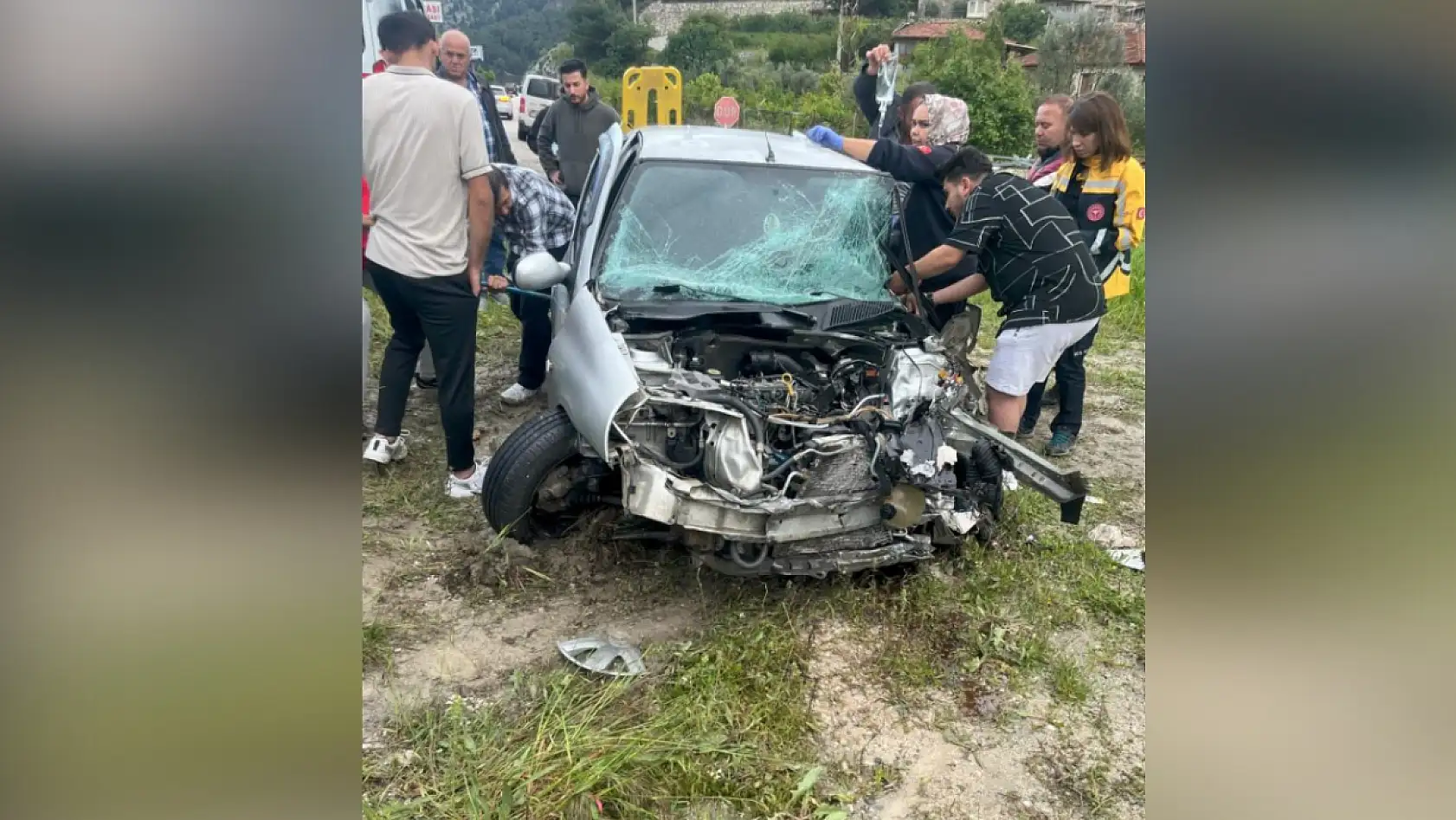 Isparta-Antalya Karayolu'nda feci trafik kazası