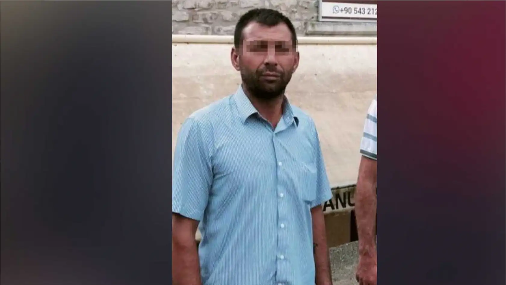 Annesini bıçaklayıp bastonla boğarak öldürdü