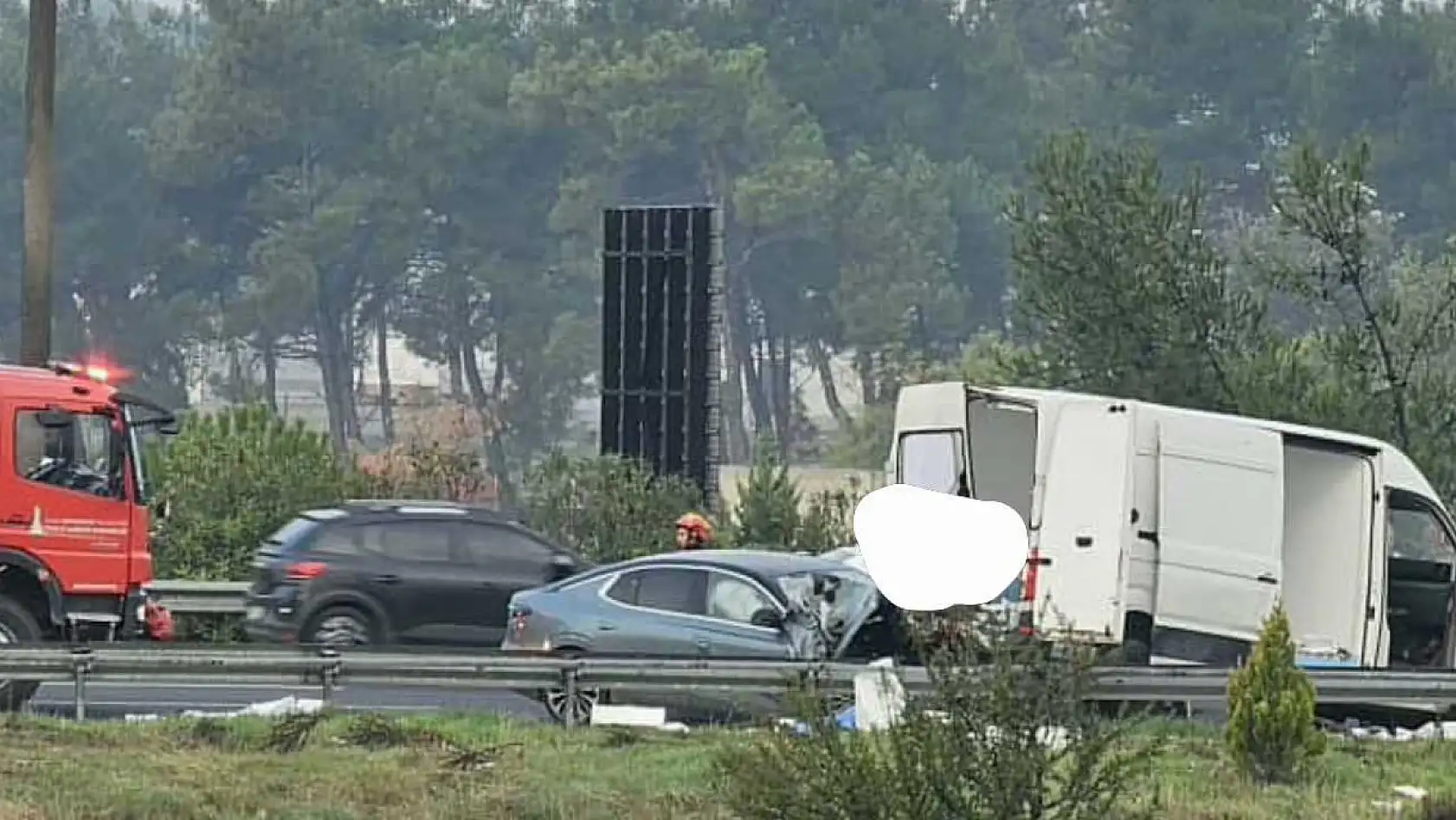 İzmir-Aydın Otoyolu'nda Zincirleme Kaza: 1 Ölü, 3 Yaralı
