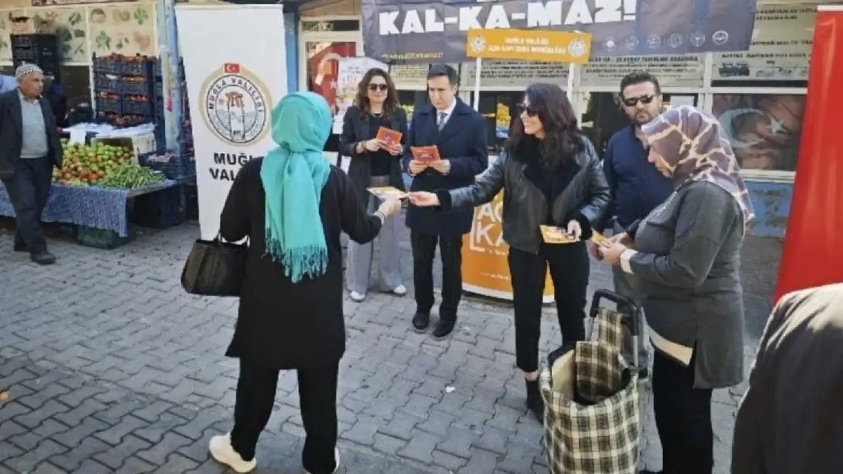 Açık Kapı Muğla'da şiddetle mücadele bilgilendirmesi yaptı