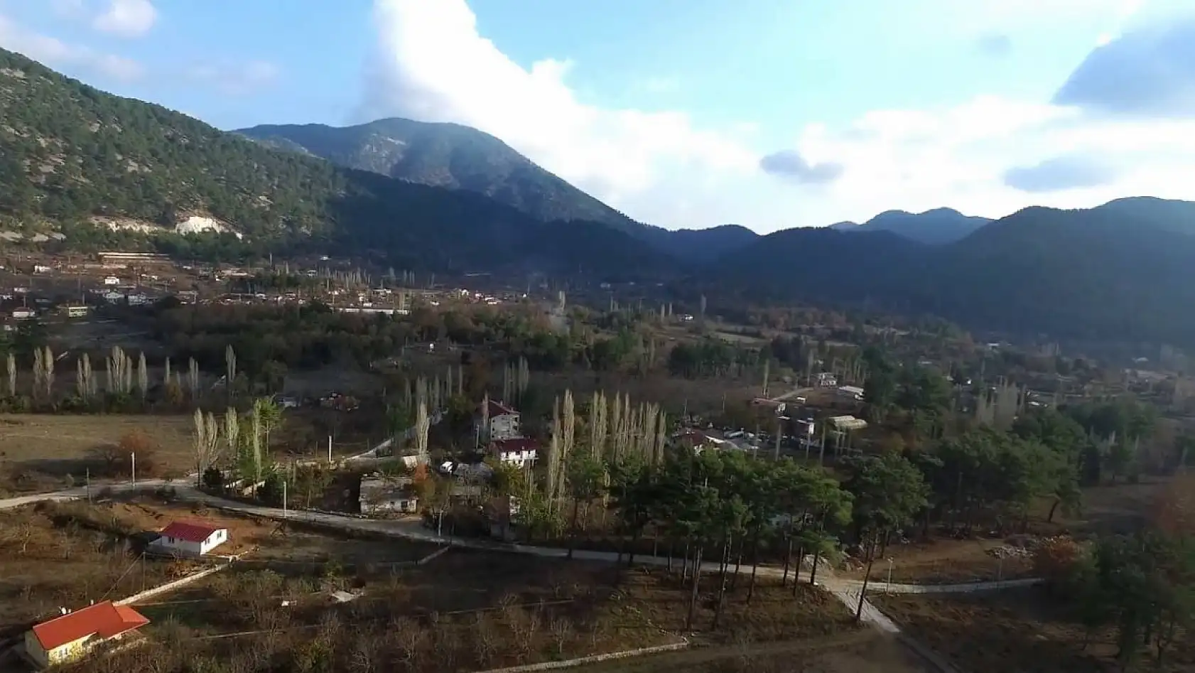 Muğla'da En Düşük Sıcaklık Seydikemer Boğalar'da -4,1 Derece Ölçüldü