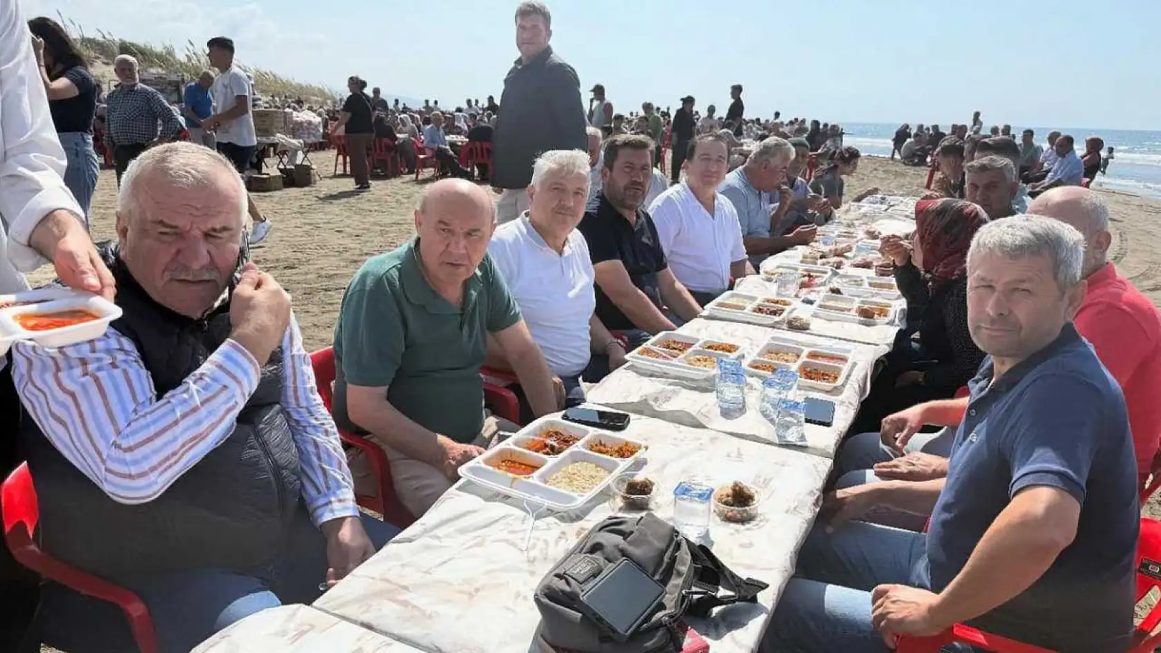 Seydikemer'in Karadere Mahallesi'nde Hortum Felaketinin Tekrar Yaşanmaması İçin Şükür Yemeği
