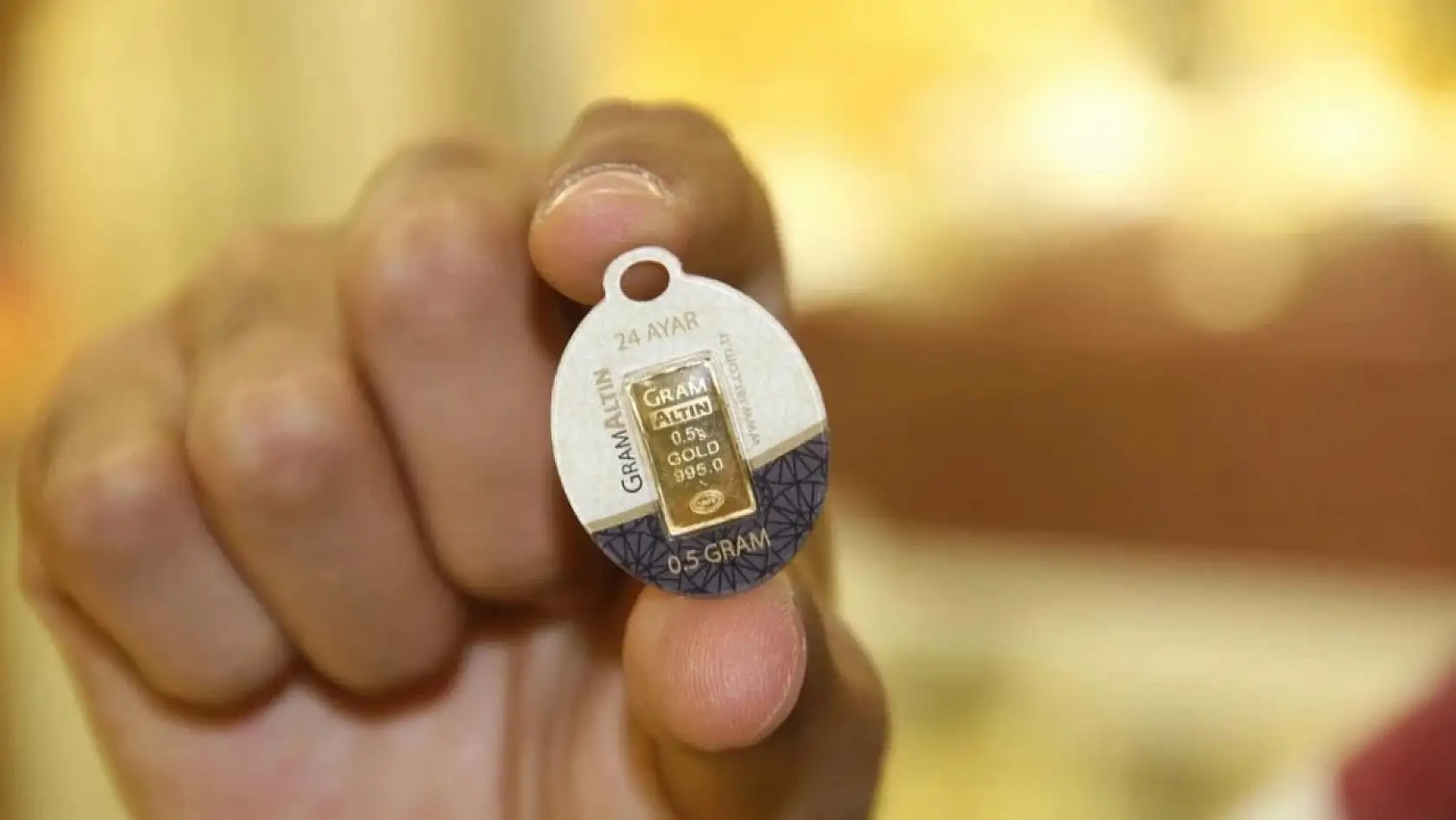 Küresel Gelişmeler Altın Fiyatlarını Baskılıyor