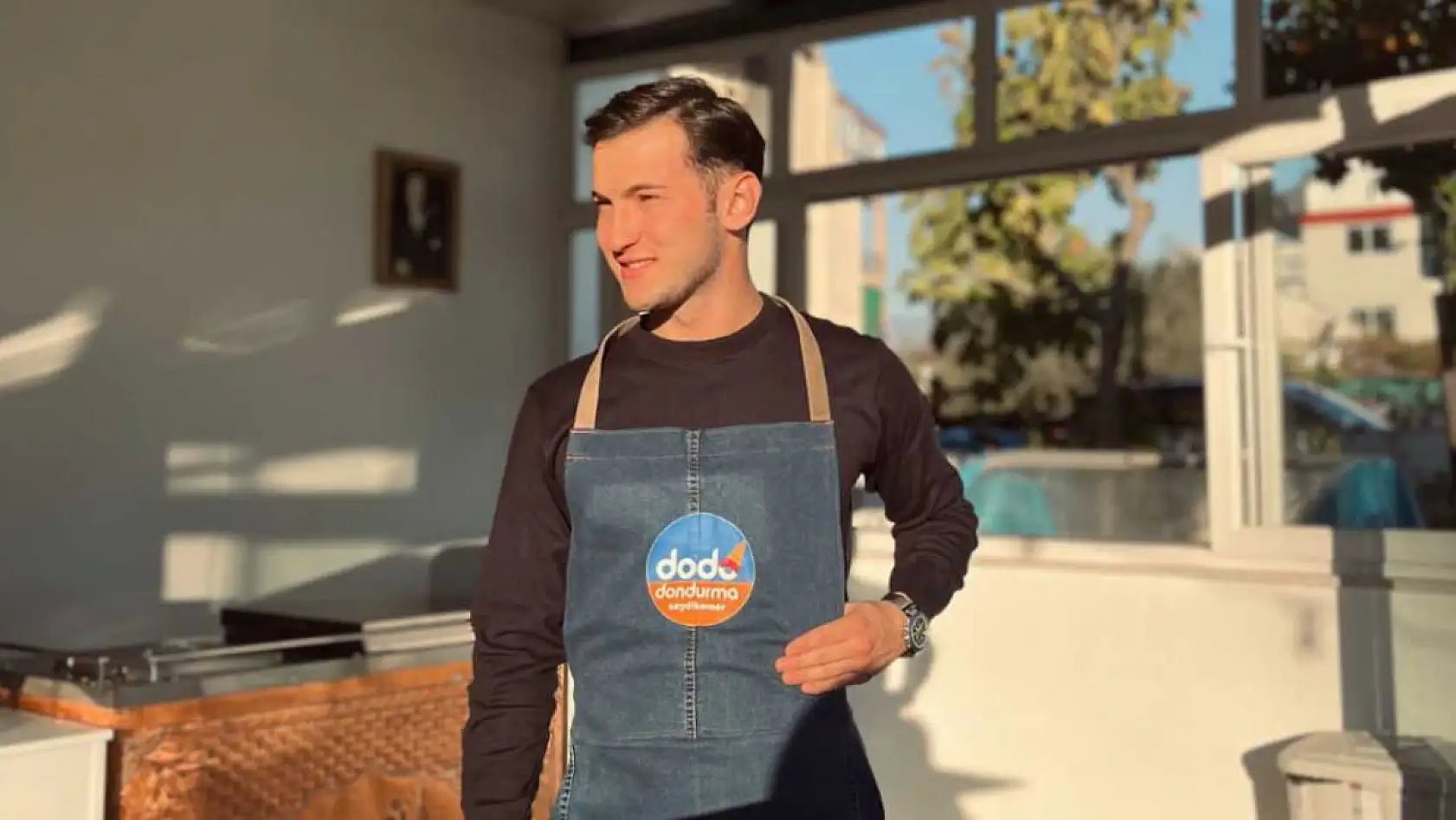 Seydikemer'de Dodo Dondurma'dan geleneksel lezzet: Dondurmalı irmik tatlısı ve sütlü salep