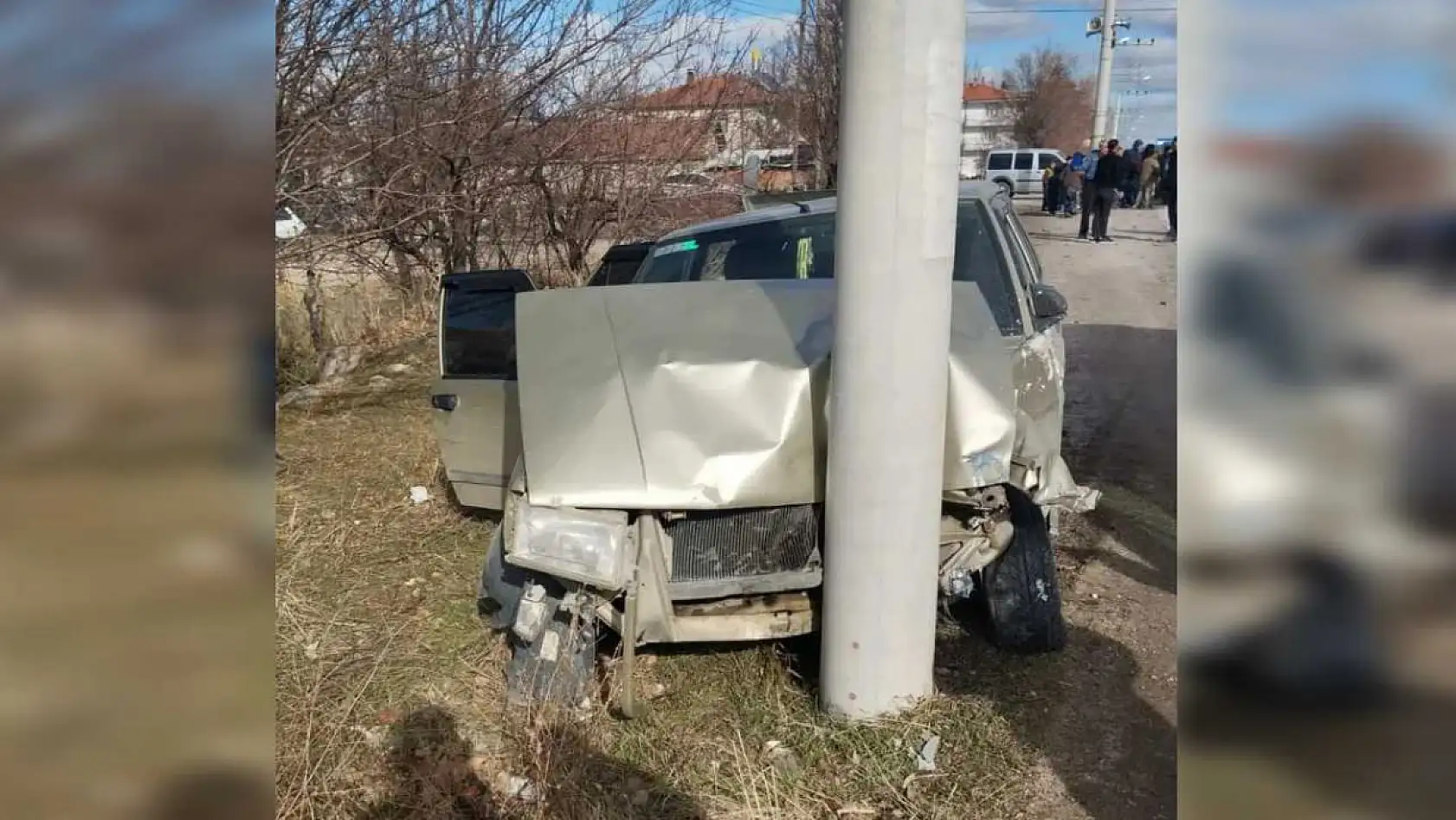 Otomobil mopedle çarpıştı: Anne hayatını kaybetti, oğlu ağır yaralandı