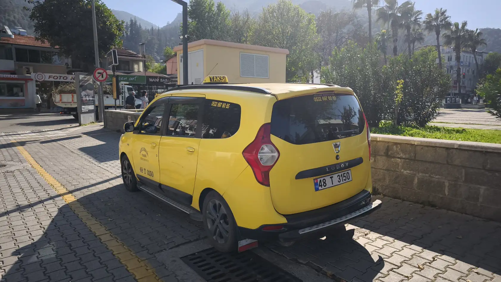 Fethiye'de taksi esnafı zam beklentisi içinde