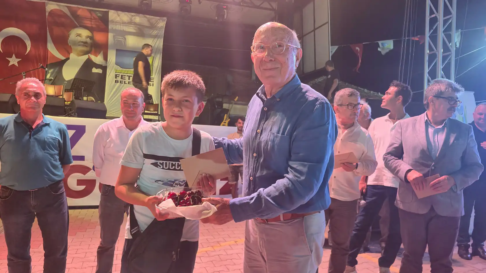Fethiye'de Nif Kiraz Festivali coşkusu