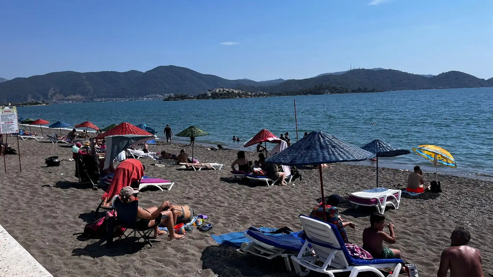 Fethiye'de Sıcak Hava İlçe Merkezini Boşalttı, Sahillerde Yoğunluk Yaşandı