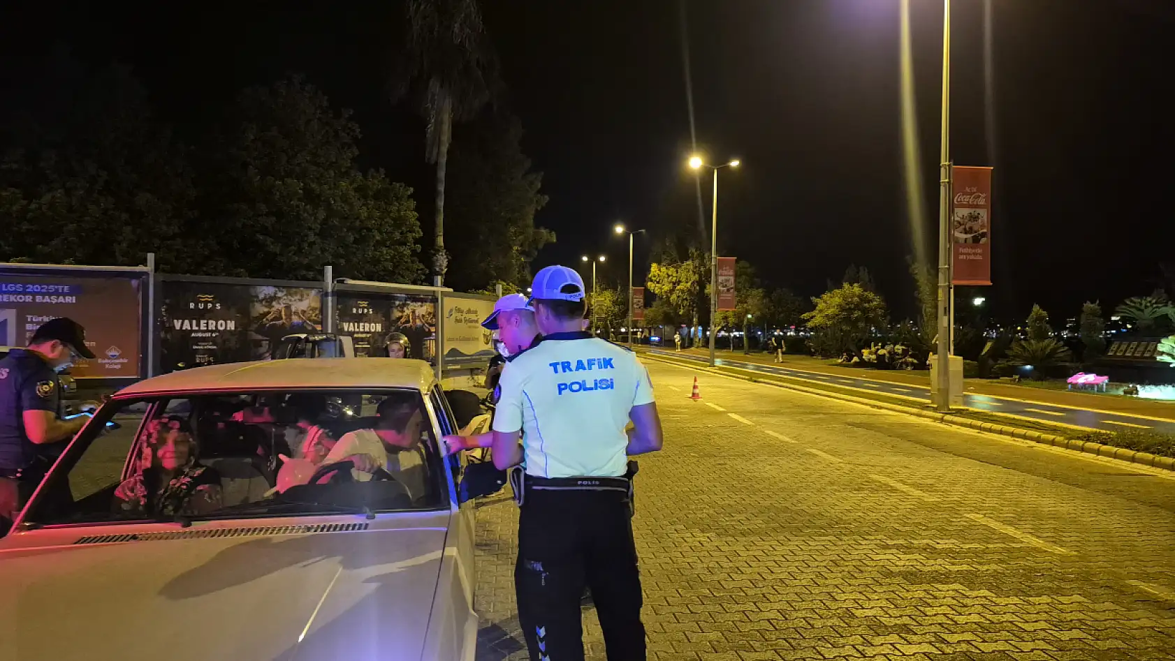 Fethiye 3. Etap Sahil Bandı'nda Trafik Denetimleri Sürüyor