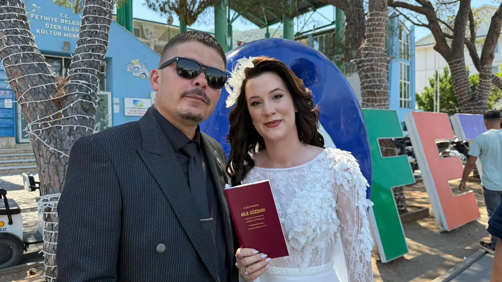 Fethiye'de 36 Derecede Nikah Töreni: 'Sıcak Zorlasa da Mutluluk Her Şeye Değer'