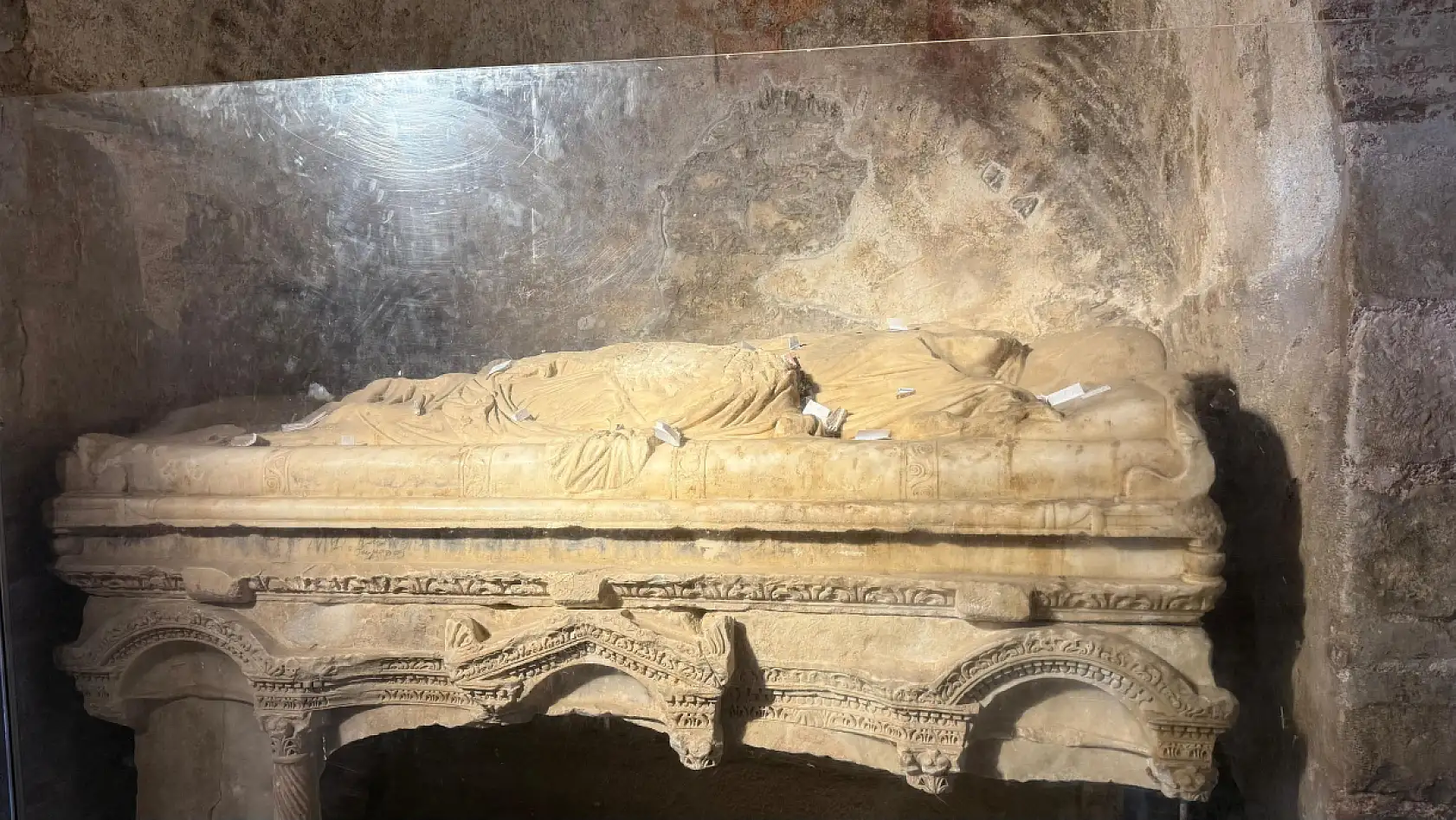 Antalya Demre'deki Aziz Nikolaos Kilisesi Turist Akınına Uğruyor