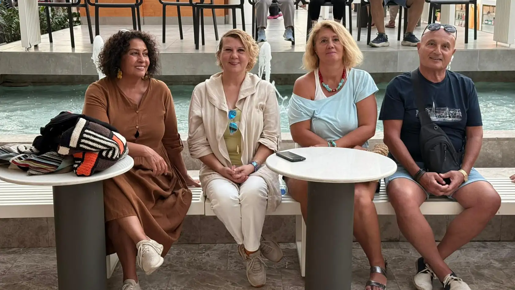 Fethiye Erasta AVM'de Müzik Dinletisi