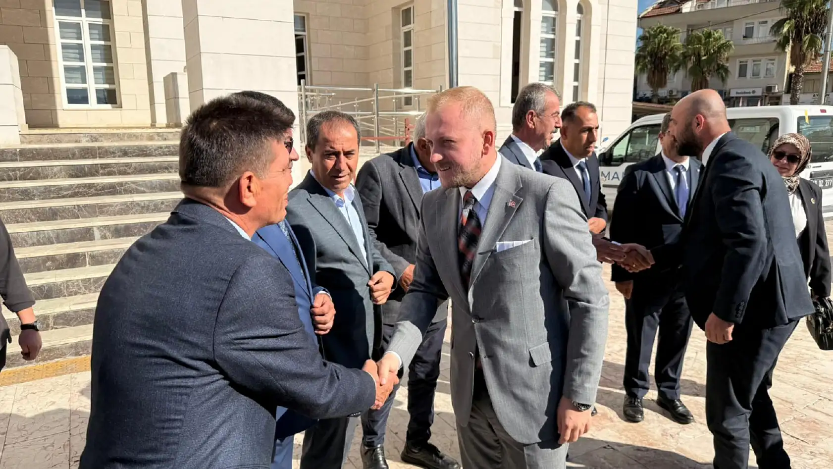 MHP İl Başkanı Demirel, Seydikemer Kaymakamı Dilekli'yi Ziyaret Etti