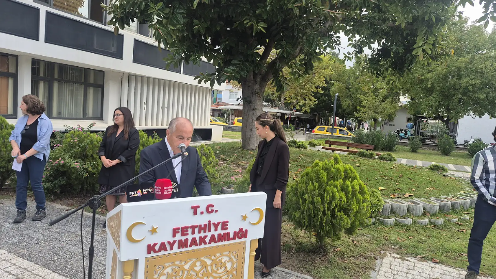 Fethiye'de 19 Ekim Muhtarlar Günü düzenlenen törenle kutlandı