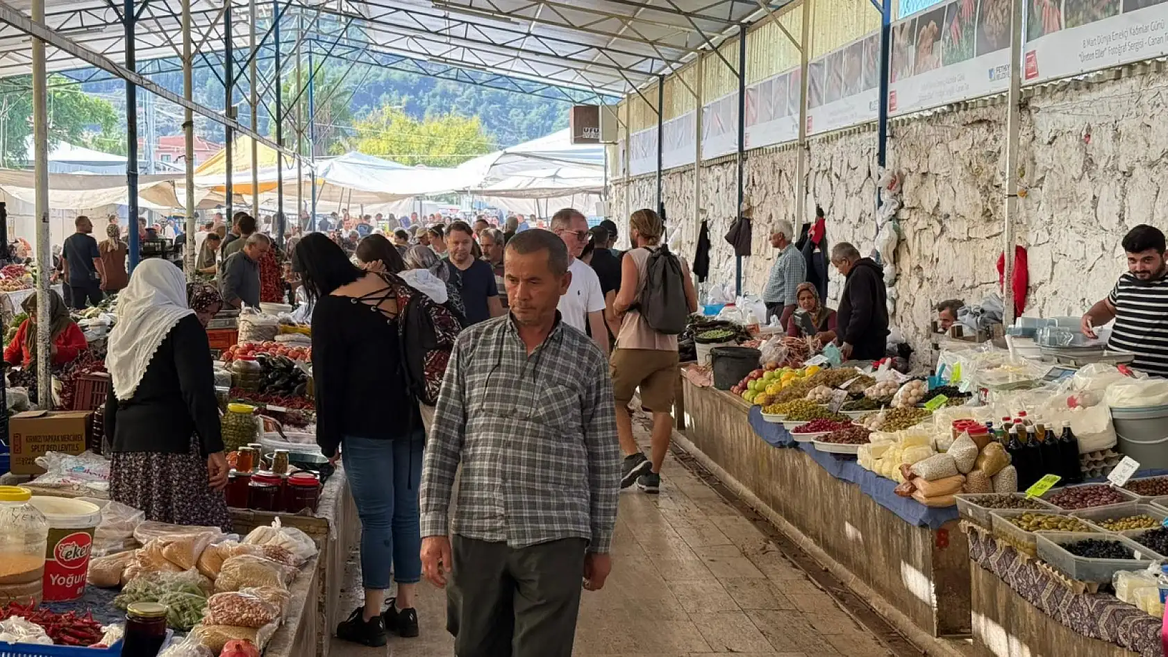 Fethiye pazarında çıntar zamanı yaklaşıyor: 'Müşteriler çıntarı özledi, az kaldı!'