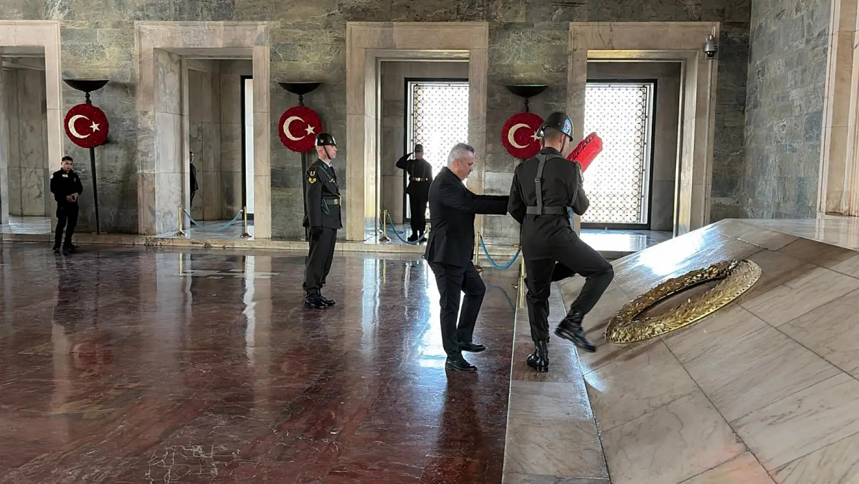 CHP Fethiye İlçe Teşkilatı'ndan Anıtkabir'e Anlamlı Ziyaret