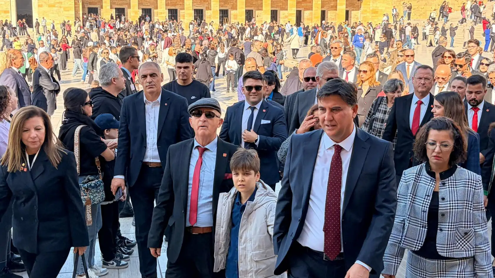 CHP Fethiye İlçe Teşkilatı'ndan Anıtkabir'e Anlamlı Ziyaret