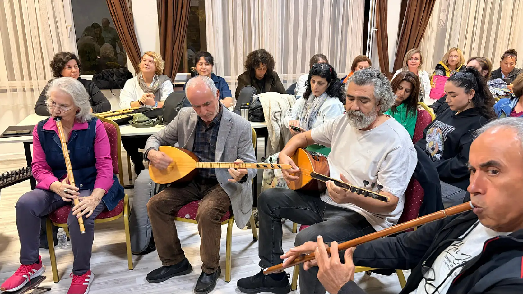 Fethiye Halk Eğitim Merkezi'nde Sanat Dolu Bir Akşam