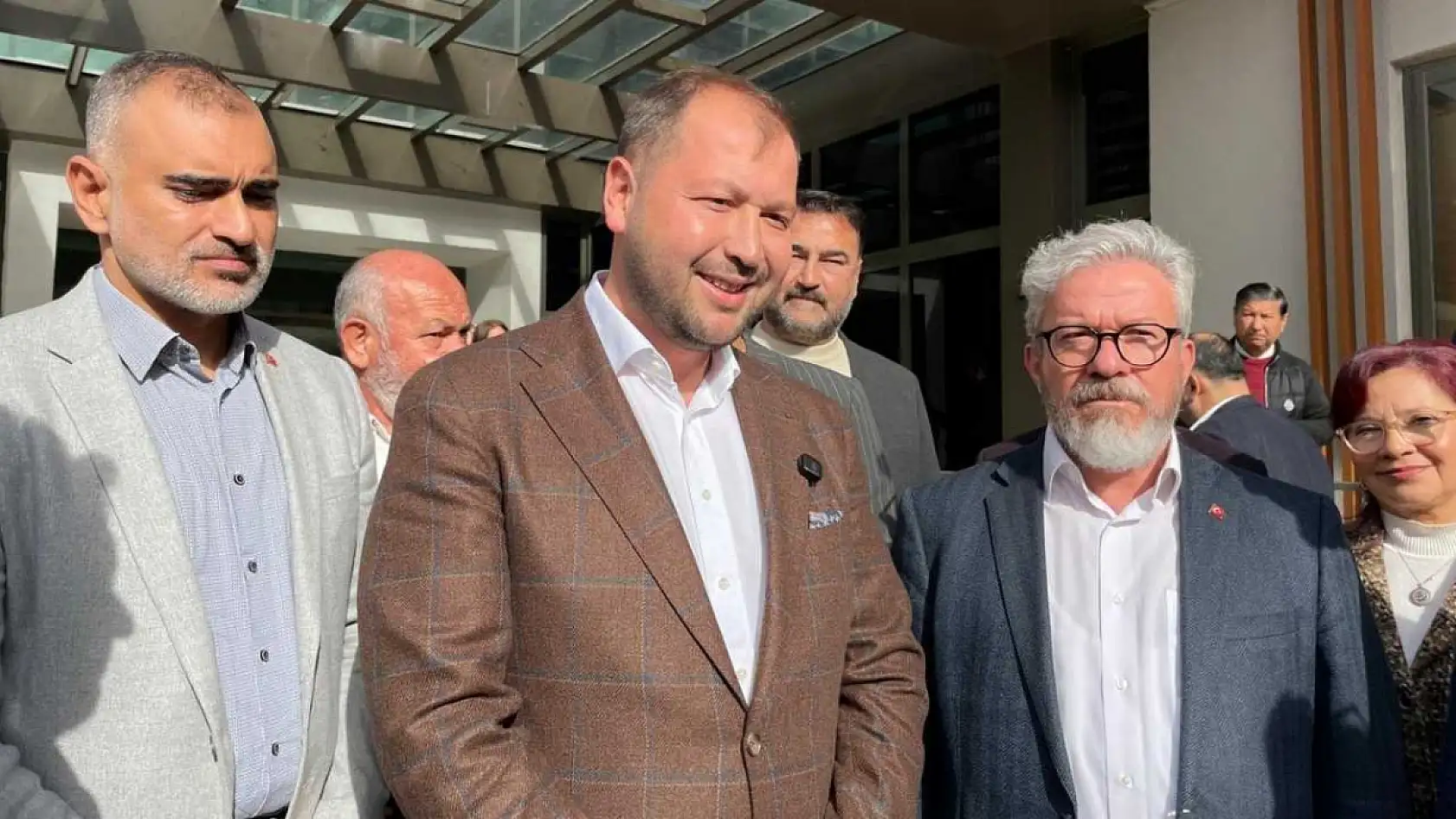 AK Parti Muğla İl Başkanı Güngör Fethiye'de muhtarlarla buluştu