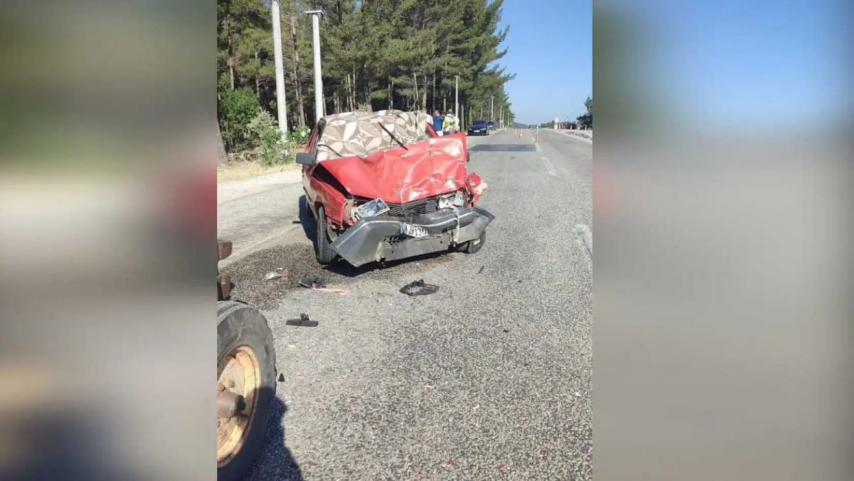 Menteşe'de Otomobil ile Traktör Çarpıştı: 2 Kişi Yaralandı