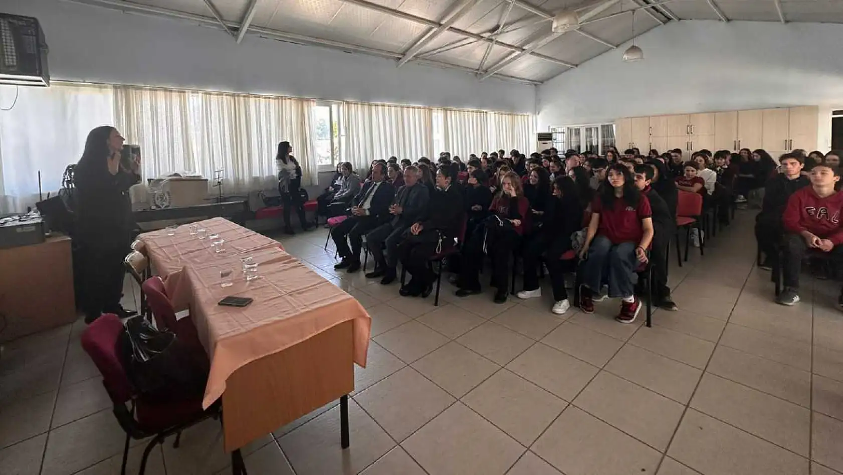 Fethiye'de 'Gençlik 360' Eğitim Programı 1800 Öğrenciye Ulaştı