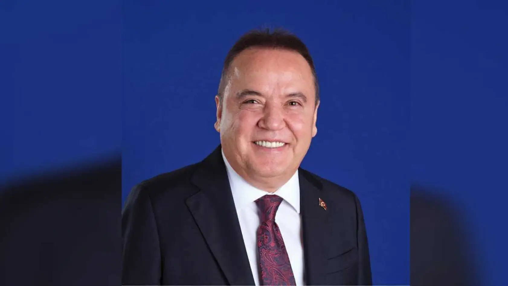 Antalya Büyükşehir Belediye Başkanı Böcek tutuklandı