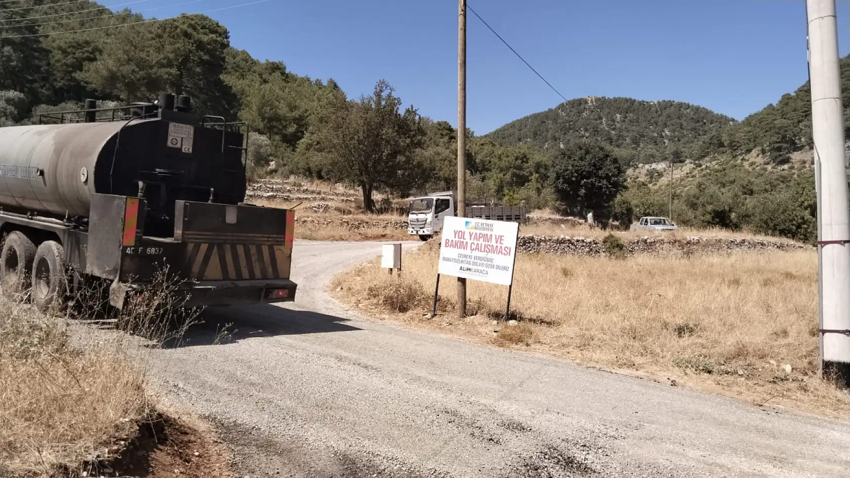 Fethiye Belediyesi yol çalışmalarını sürdürüyor