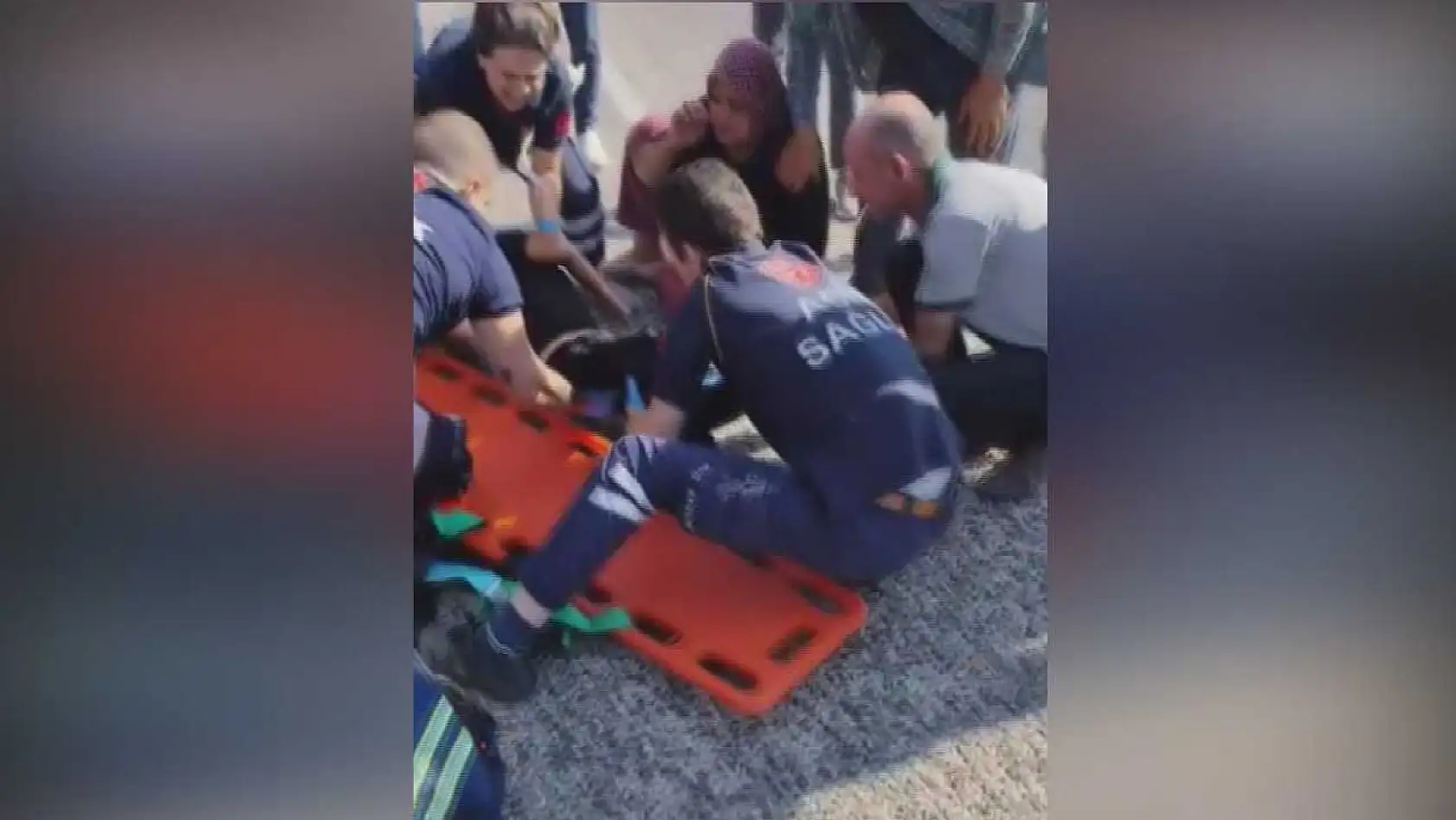 Okul Servisinden İndi, Karşıya Geçerken Canından Oldu