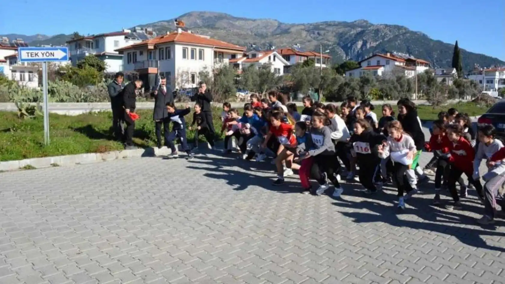 Köyceğiz'de Atatürk yol koşusu yapıldı