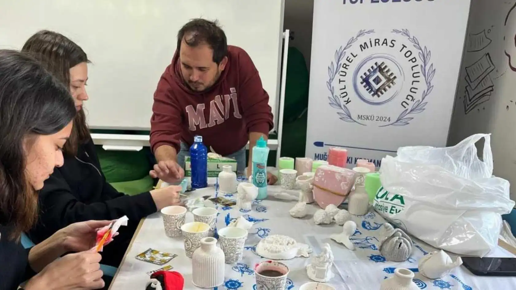 Menteşe Kötekli Gençlik Merkezi'nde 'Ünides' projesi