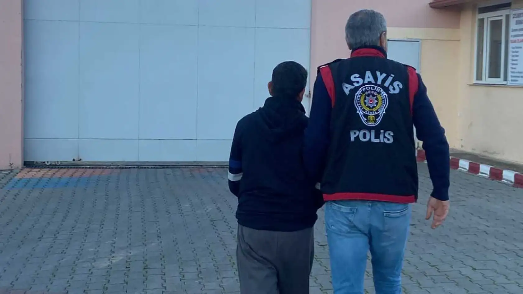 Muğla'da aranan şahıslara geçit yok: 9 tutuklama