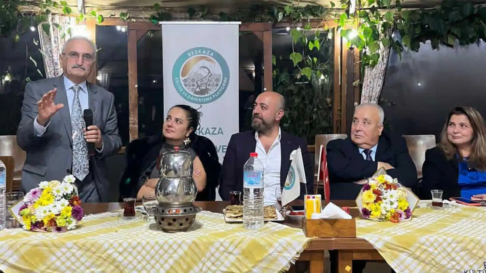 Muğla Beşkaza Platformu'ndan 3. Geleneksel 'Eğitimde Vefa' buluşması