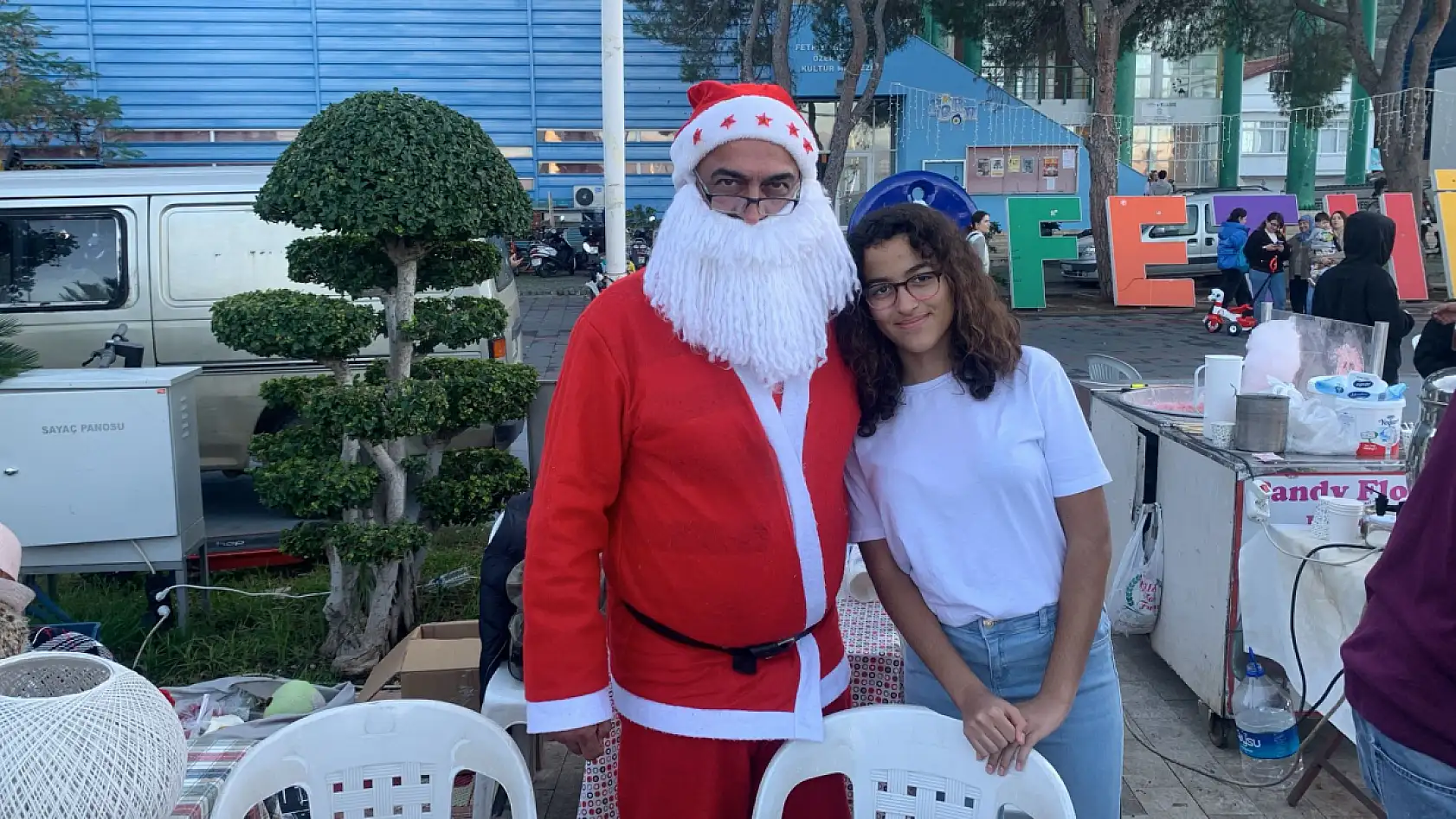 Fethiye Yeni Yıl Pazarı'na İkinci Gününde Yoğun İlgi