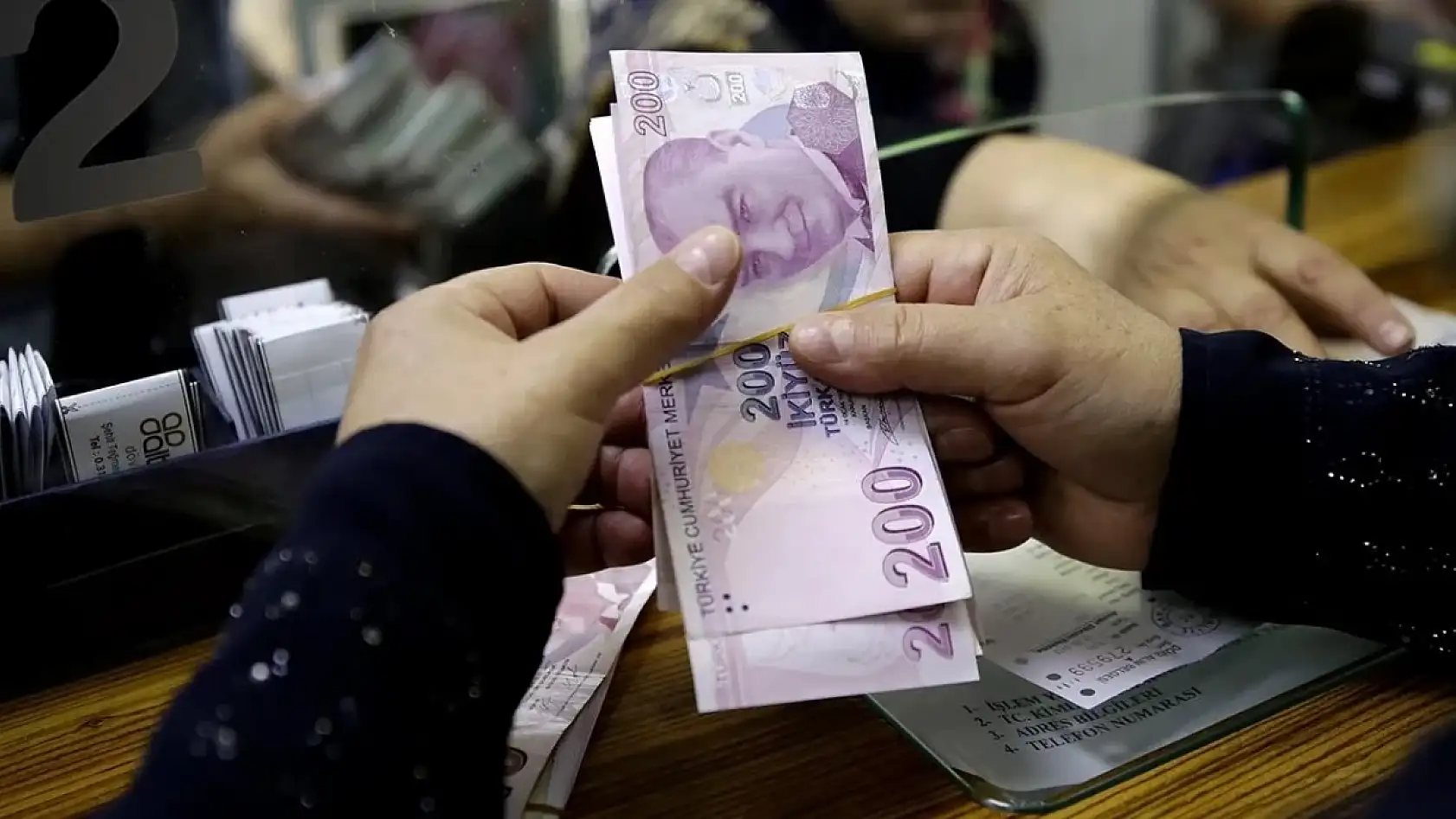 Bakan Işıkhan açıkladı: Emeklinin bayram ikramiyesine zam yolda, İşte masadaki olası rakamlar