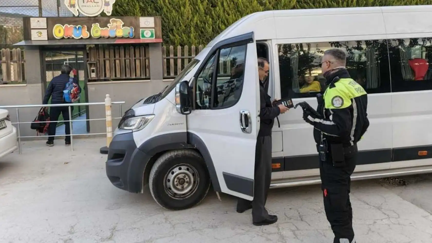 Menteşe'de öğrenci servis araçlarına yönelik kapsamlı denetim