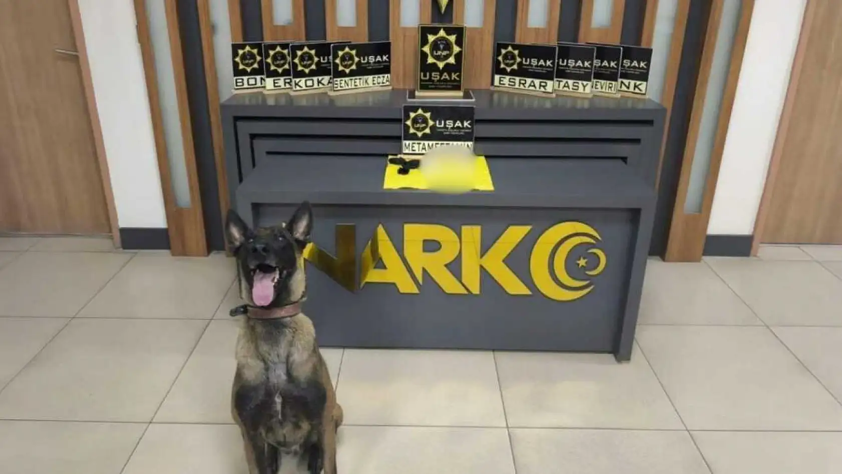 Otomobillerde uyuşturucu ele geçirildi